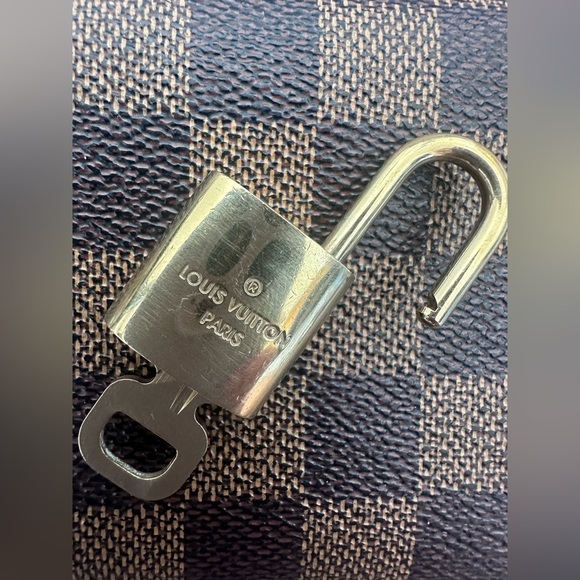 Louis Vuitton *Rare number* Key Padlock Gold #452 Authentic - Picture 5 of 5